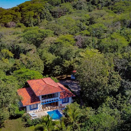 Canafistula Fourth Dimension Hotel