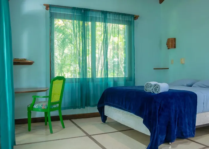 Canafistula Fourth Dimension Gasthof Tamarindo
